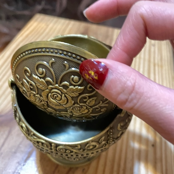 ‼️FLASH SALE‼️ Brand new Vintage ashtray - Picture 2 of 4